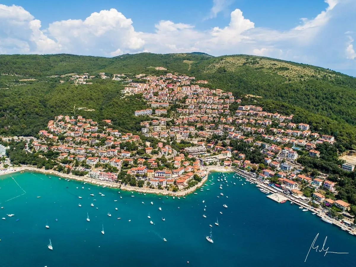 Lovely Apartment Branko Rabac With Balcony And Parking