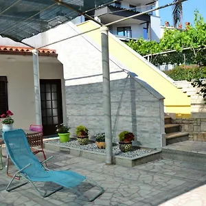 Ada Apartament Vinkuran